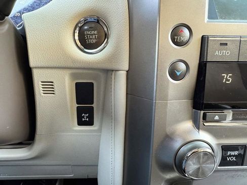 Used 2017 Lexus GX 460 Premium image 21