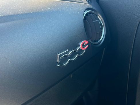 Used 2019 FIAT 500 e FWD image 15