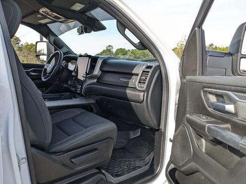 Certified 2025 RAM 1500 Big Horn image 40