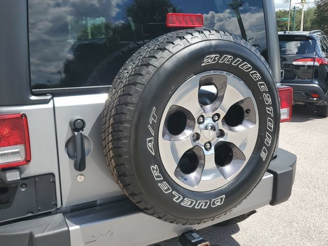 Used 2016 Jeep Wrangler Unlimited Sahara AWD/4WD image 28