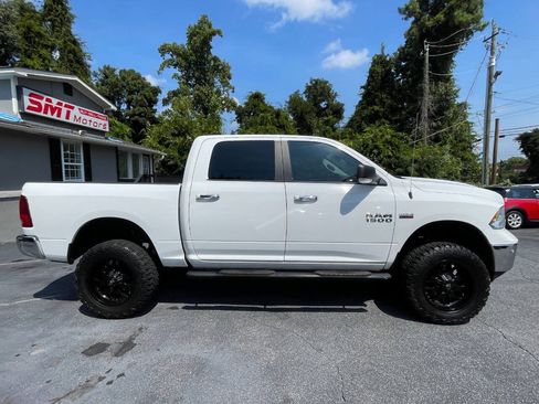 Used 2017 RAM 1500 Big Horn AWD/4WD image 5