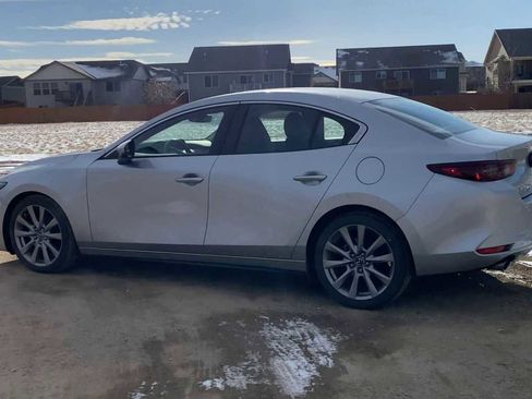 Used 2019 MAZDA MAZDA3 Sedan w/ Select Package image 6