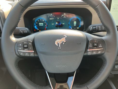 Used 2025 Ford Bronco Sport Big Bend w/ Convenience Package AWD/4WD image 17