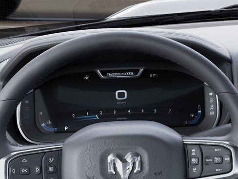 New 2026 RAM 2500 Laramie AWD/4WD image 17