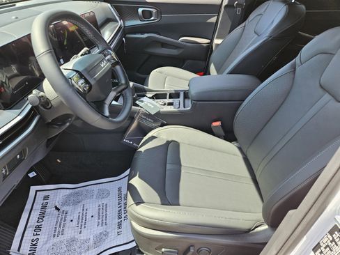 New 2026 Kia Sorento S FWD image 7