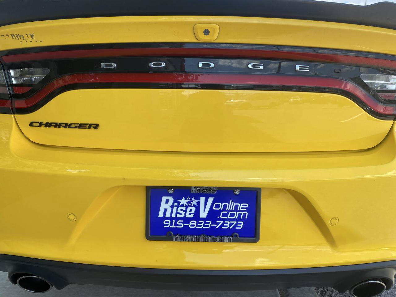 Used 2018 Dodge Charger R/T RWD image 7
