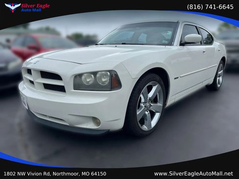 Used 2009 Dodge Charger R/T RWD image 1