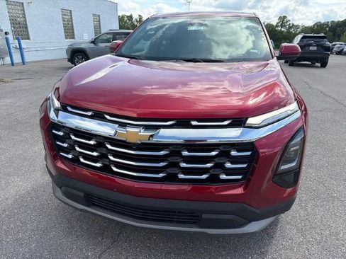 Used 2026 Chevrolet Equinox LT AWD/4WD image 4