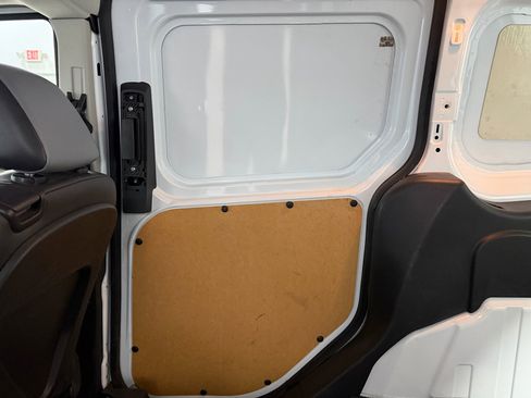 Used 2017 Ford Transit Connect XL image 30