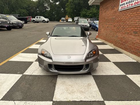 Used 2004 Honda S2000 image 7