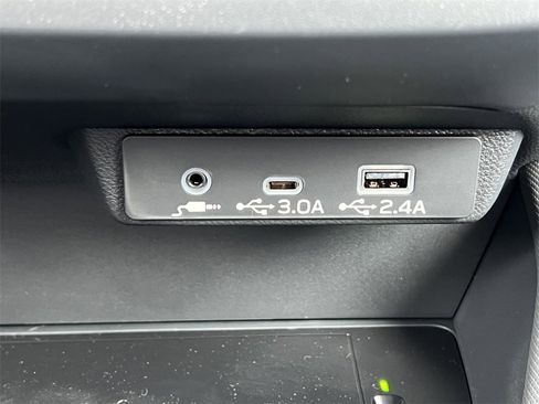 New 2025 Subaru Forester Touring image 30