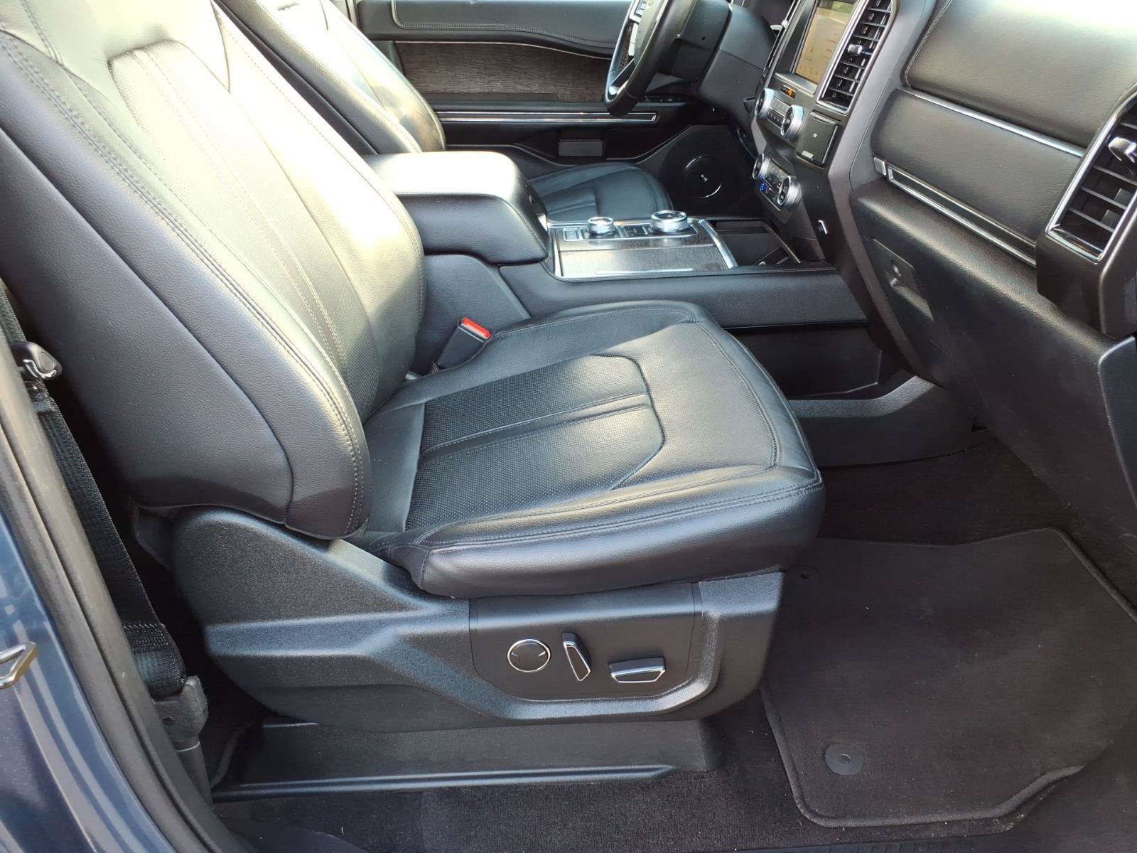 Certified 2019 Ford Expedition Max Limited w/ Equipment Group 302A AWD/4WD image 8
