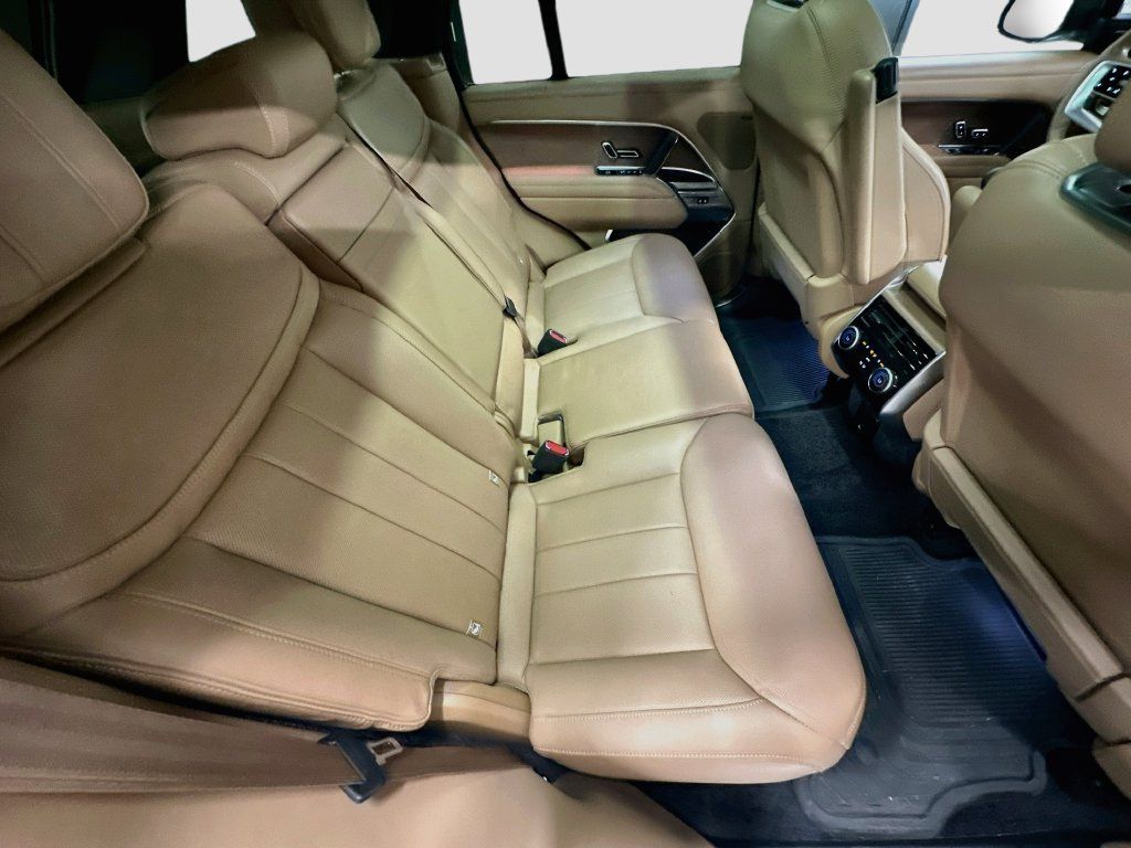 Used 2023 Land Rover Range Rover SE AWD/4WD image 28