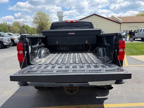 Used 2015 Chevrolet Silverado 2500 LT w/ LT Convenience Package AWD/4WD image 8