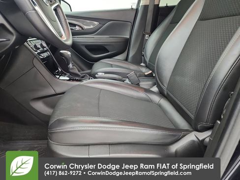 Used 2022 Buick Encore Preferred w/ Safety Package II image 20