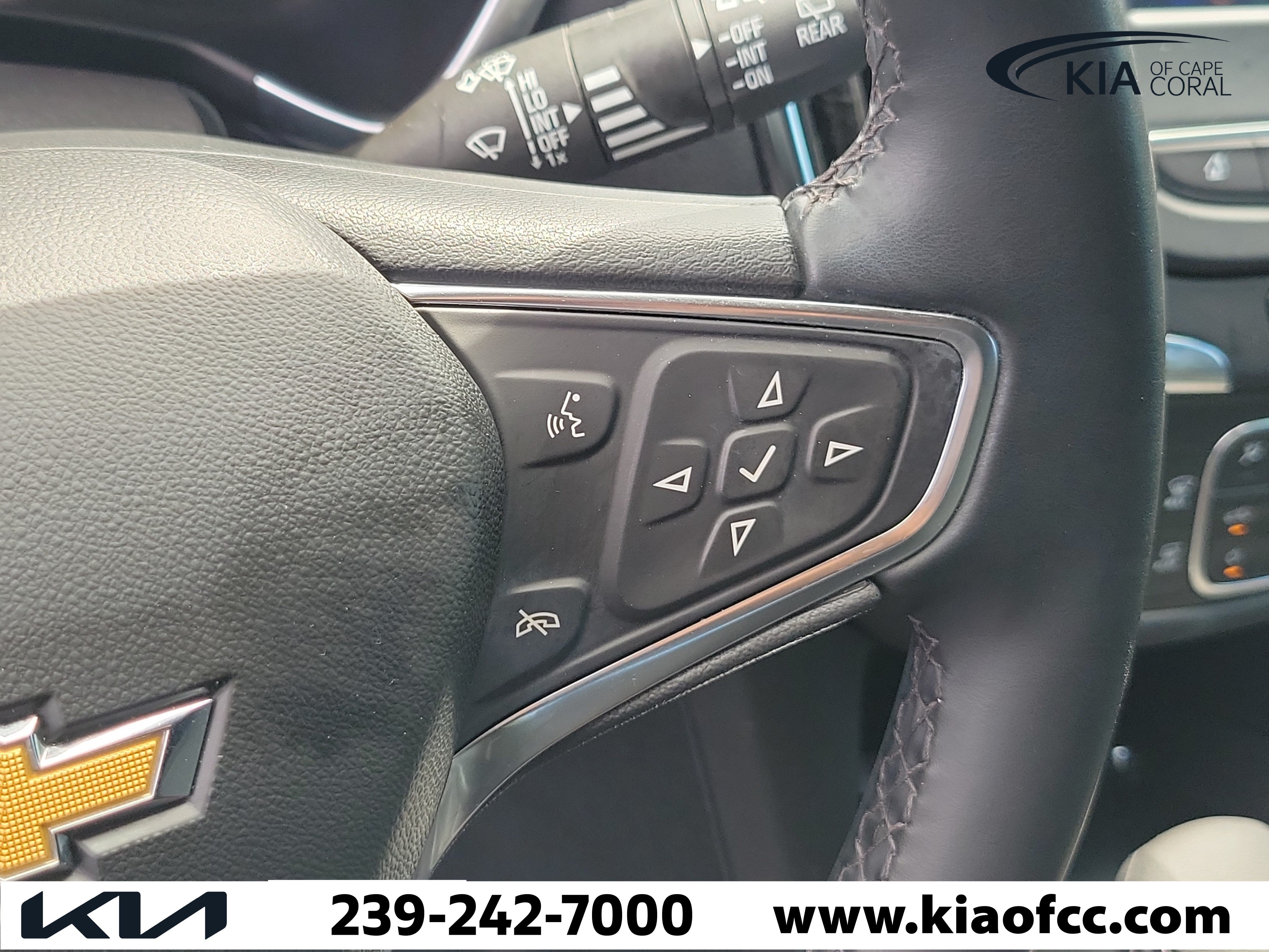 Used 2024 Chevrolet Equinox LT FWD image 28
