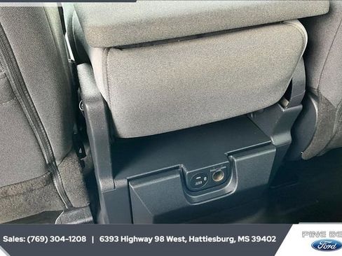 Used 2021 Ford F150 XLT image 25