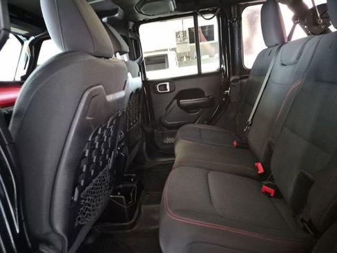 Used 2020 Jeep Wrangler Unlimited Rubicon AWD/4WD image 5