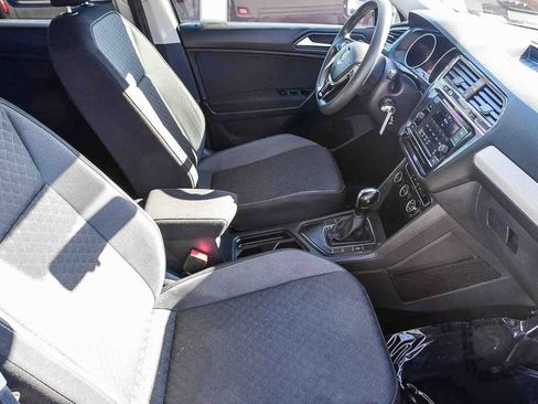 Used 2021 Volkswagen Tiguan S image 17