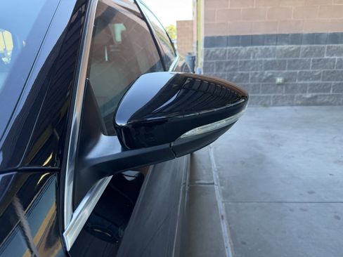 Used 2020 Volkswagen Passat 2.0T SEL image 12