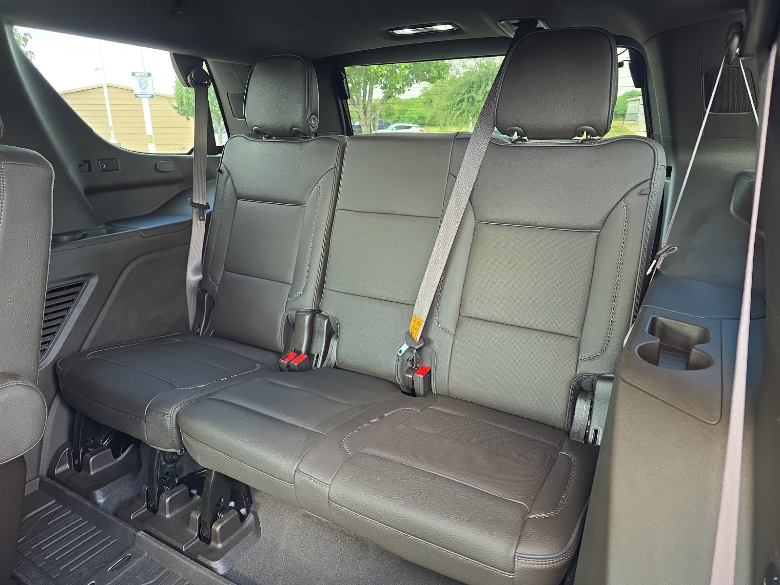 Used 2024 GMC Yukon Denali AWD/4WD image 33