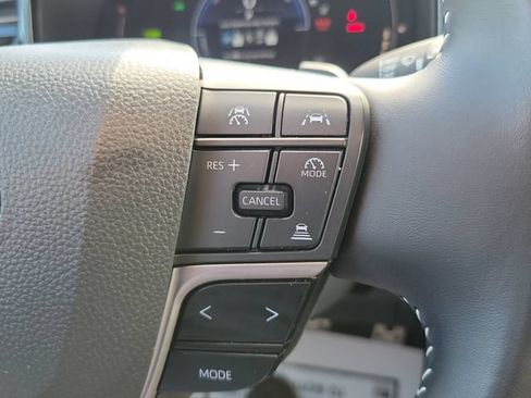 Used 2025 Toyota Camry SE w/ Multimedia Upgrade Package FWD image 21