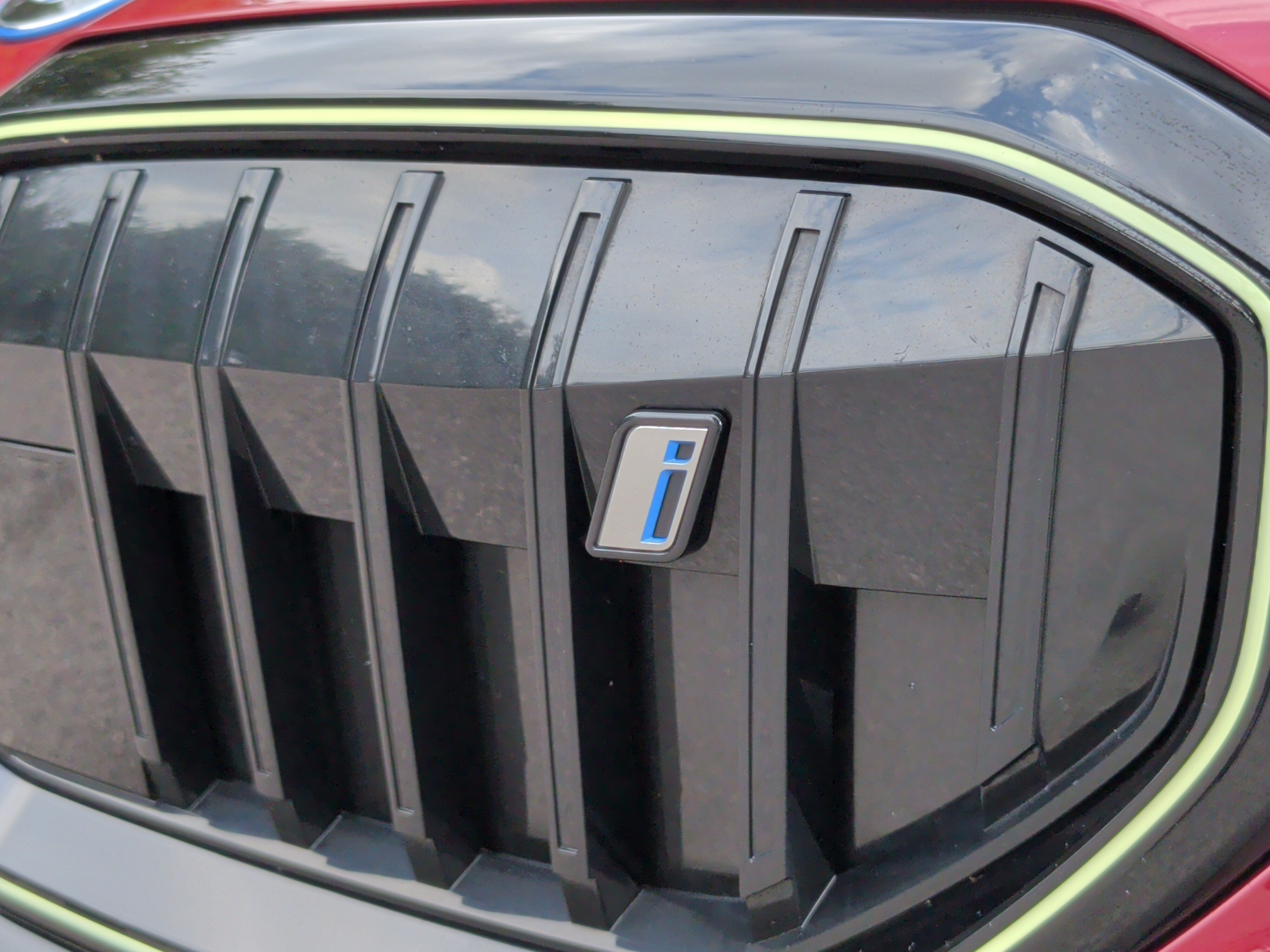 Certified 2024 BMW i5 eDrive40i w/ M Sport Package RWD image 13