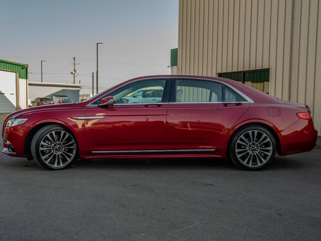 Used 2017 Lincoln Continental Select w/ Climate Package AWD/4WD image 5