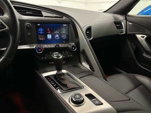 Used 2016 Chevrolet Corvette Z06 w/ 3LZ Preferred Equipment Group image 22