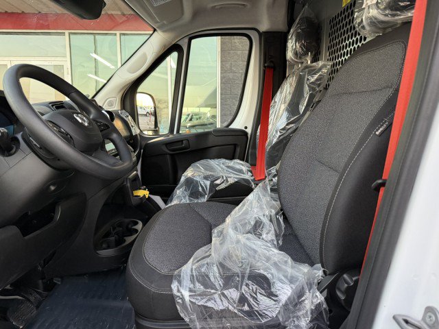 Used 2025 RAM ProMaster 3500 FWD image 27