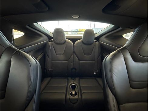 Used 2016 Tesla Model X 90D image 12