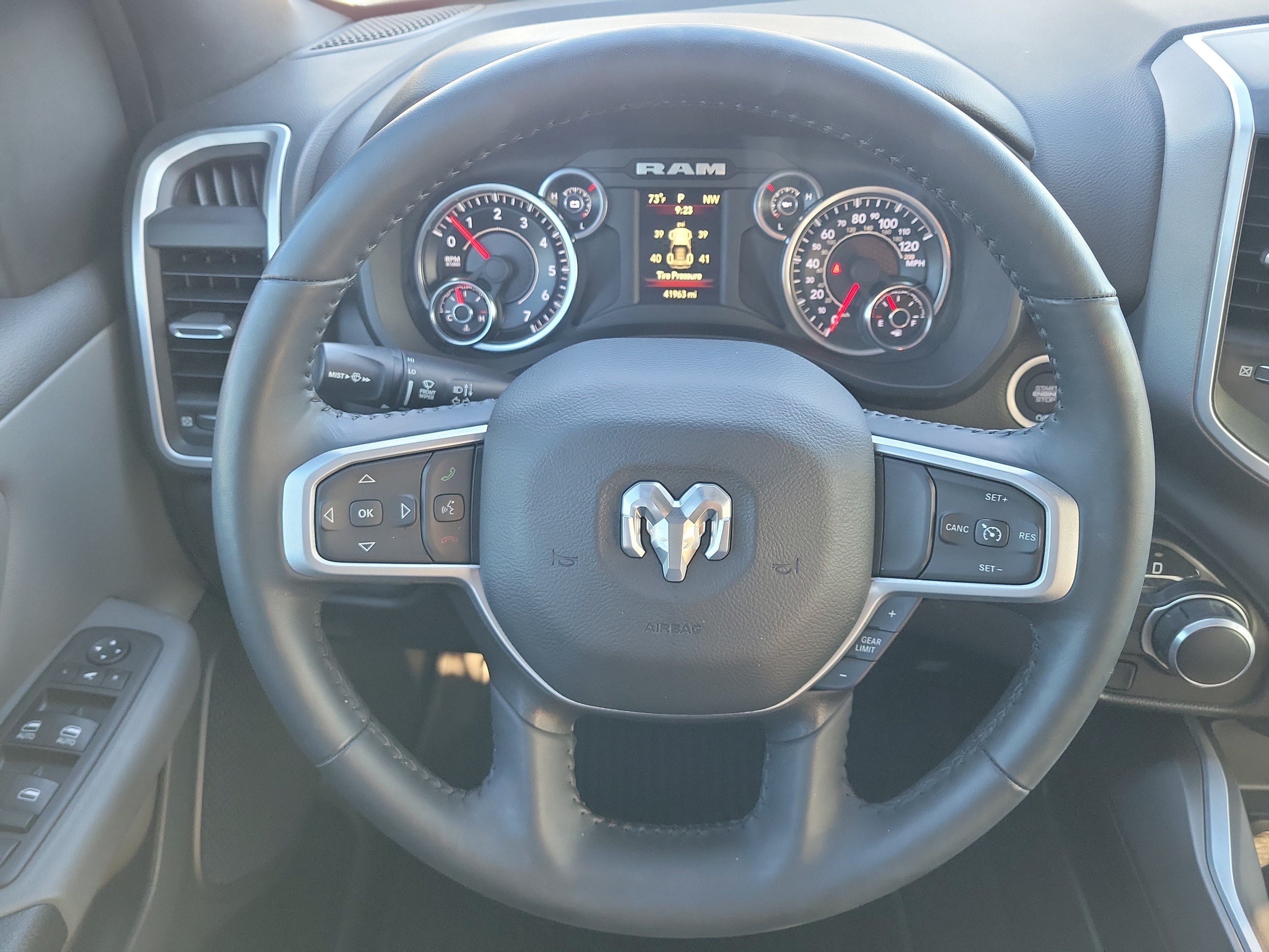 Used 2023 RAM 1500 Big Horn RWD image 16