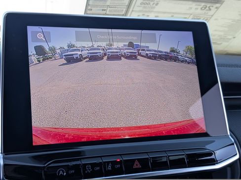 New 2026 Jeep Compass Latitude image 19