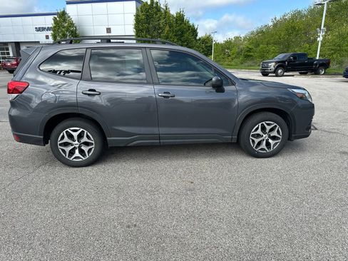 Certified 2023 Subaru Forester Premium AWD/4WD image 7