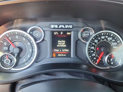 Used 2019 RAM 2500 Big Horn AWD/4WD image 16