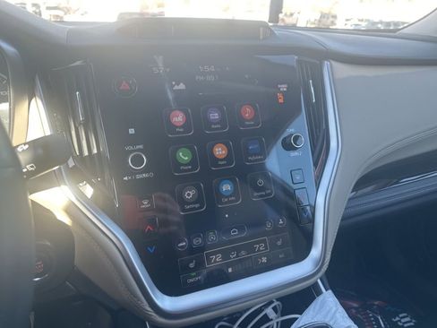 Used 2024 Subaru Outback Limited image 3