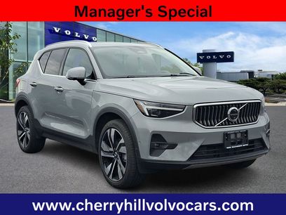 Certified 2025 Volvo XC40 B5 Ultra w/ Climate Package