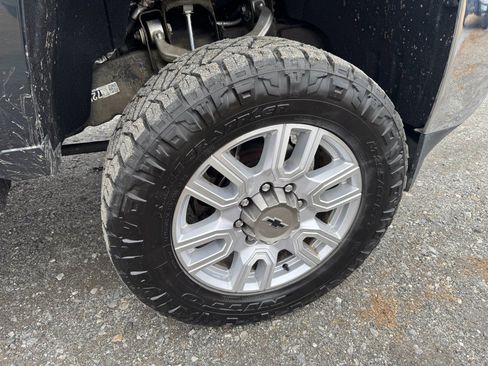 Used 2019 Chevrolet Silverado 2500 LTZ w/ Duramax Plus Package image 10