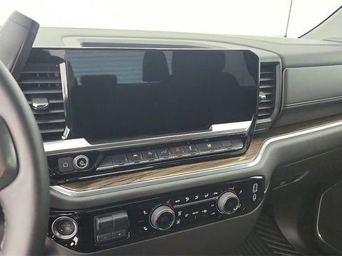 Certified 2025 Chevrolet Silverado 1500 LT image 22