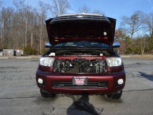 Used 2011 Toyota Sequoia Platinum image 78
