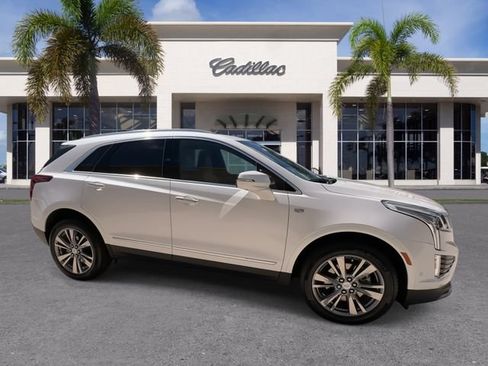 Certified 2024 Cadillac XT5 Premium Luxury w/ Technology Package FWD image 17