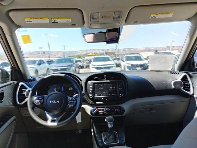 Used 2024 Kia Soul LX w/ Option Group 015 FWD image 8