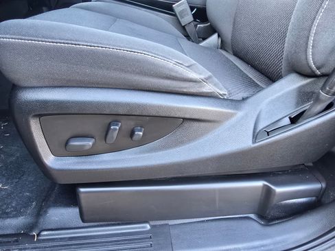 Used 2018 GMC Sierra 1500 2WD Regular Cab image 23