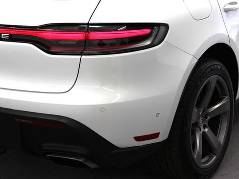 Used 2023 Porsche Macan Turbo AWD/4WD image 11