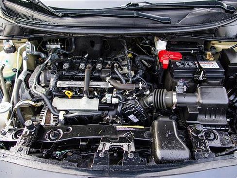 Used 2022 Nissan Versa SV image 25