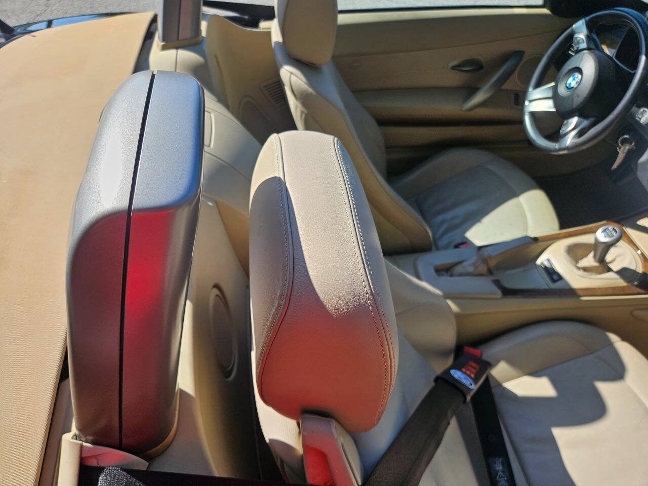 Used 2006 BMW Z4 3.0i RWD image 51
