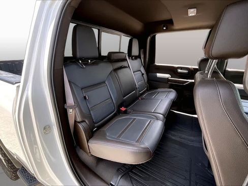 Used 2022 GMC Sierra 2500 Denali w/ Technology Package AWD/4WD image 20
