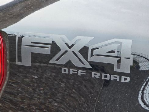 Used 2022 Ford F150 Lariat w/ Equipment Group 502A High AWD/4WD image 13