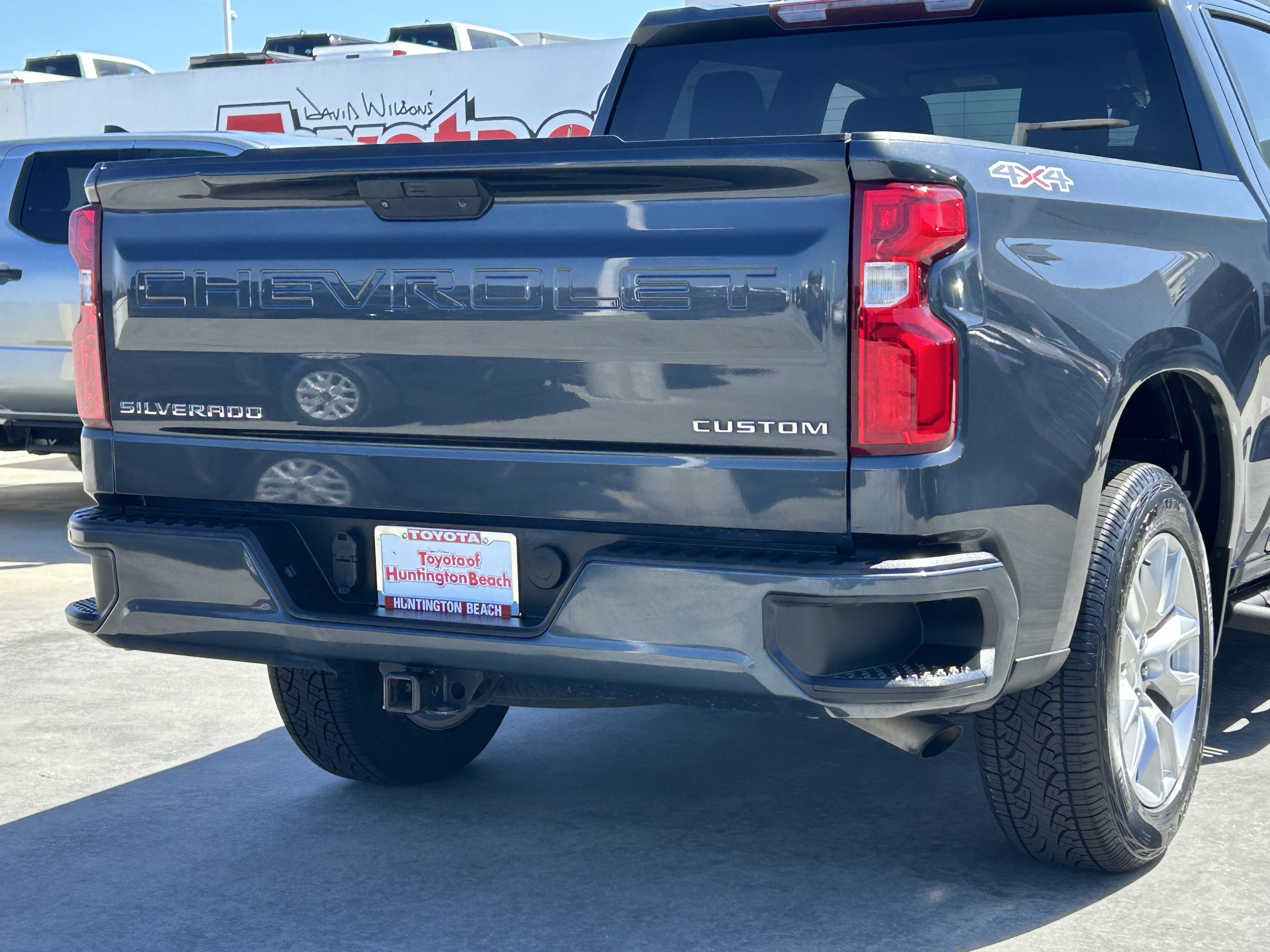 Used 2022 Chevrolet Silverado 1500 Custom w/ Safety Confidence Package AWD/4WD image 4