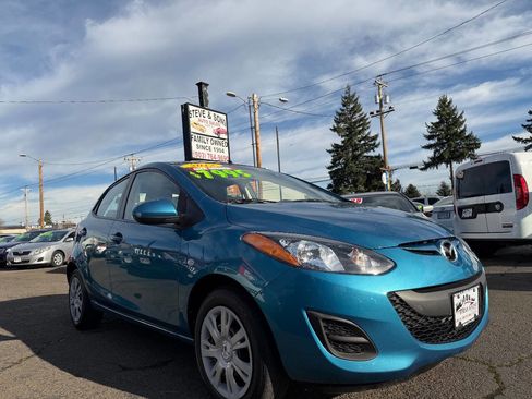 Used 2012 MAZDA MAZDA2 Sport image 4
